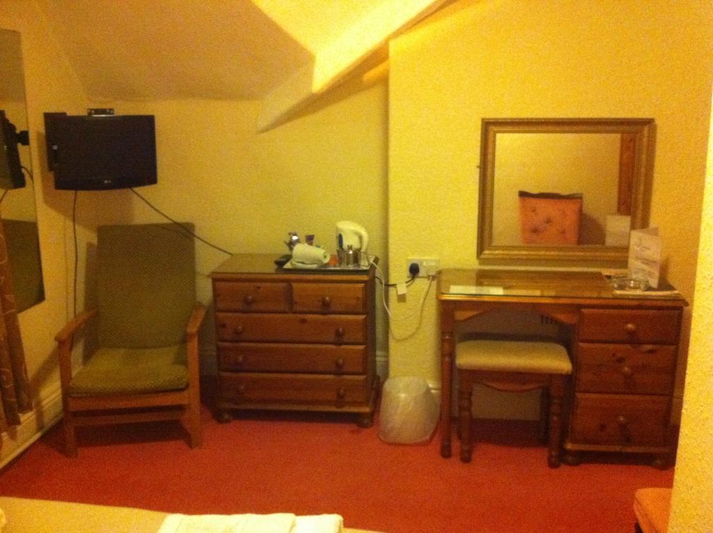 Lisdoonie Hotel Barrow-in-Furness Bilik gambar