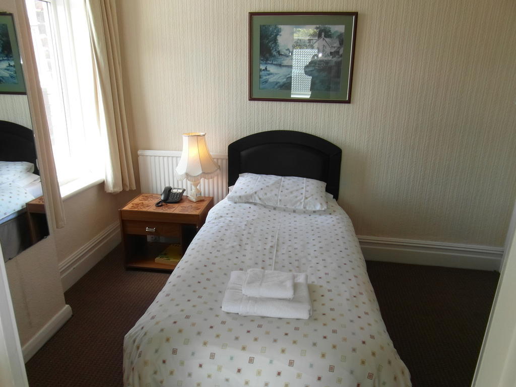 Lisdoonie Hotel Barrow-in-Furness Bilik gambar