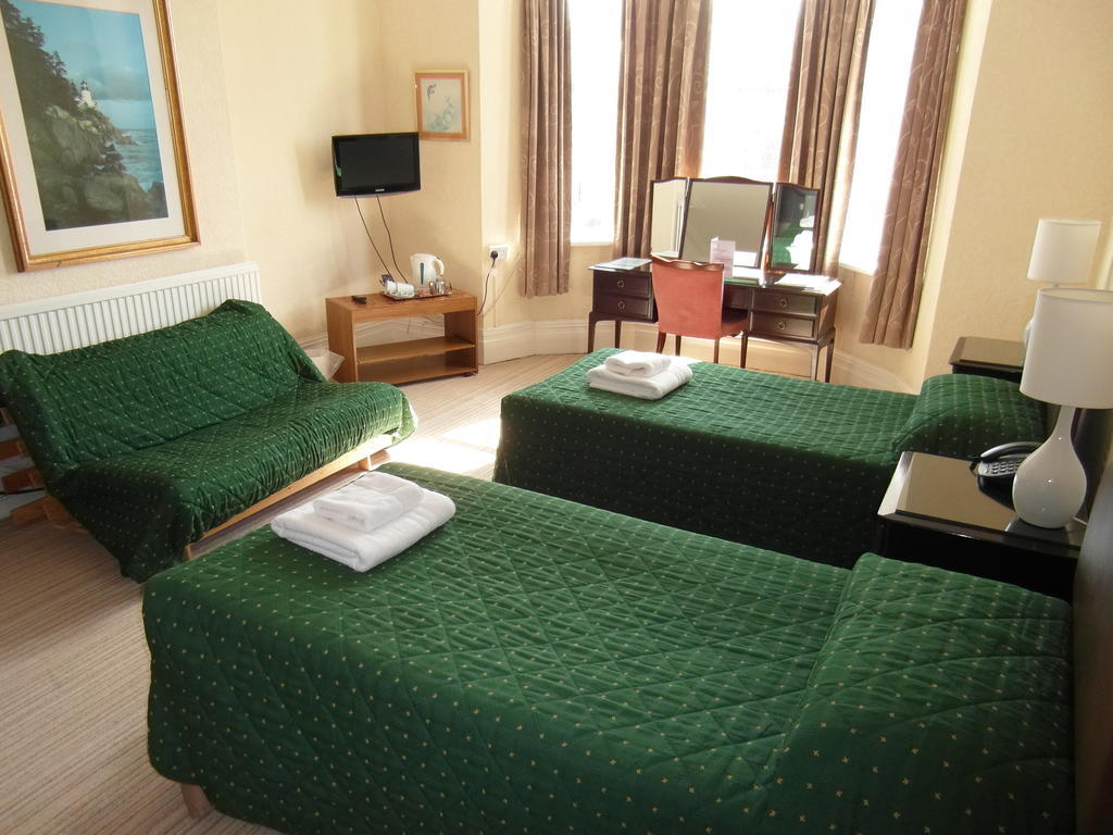 Lisdoonie Hotel Barrow-in-Furness Bilik gambar