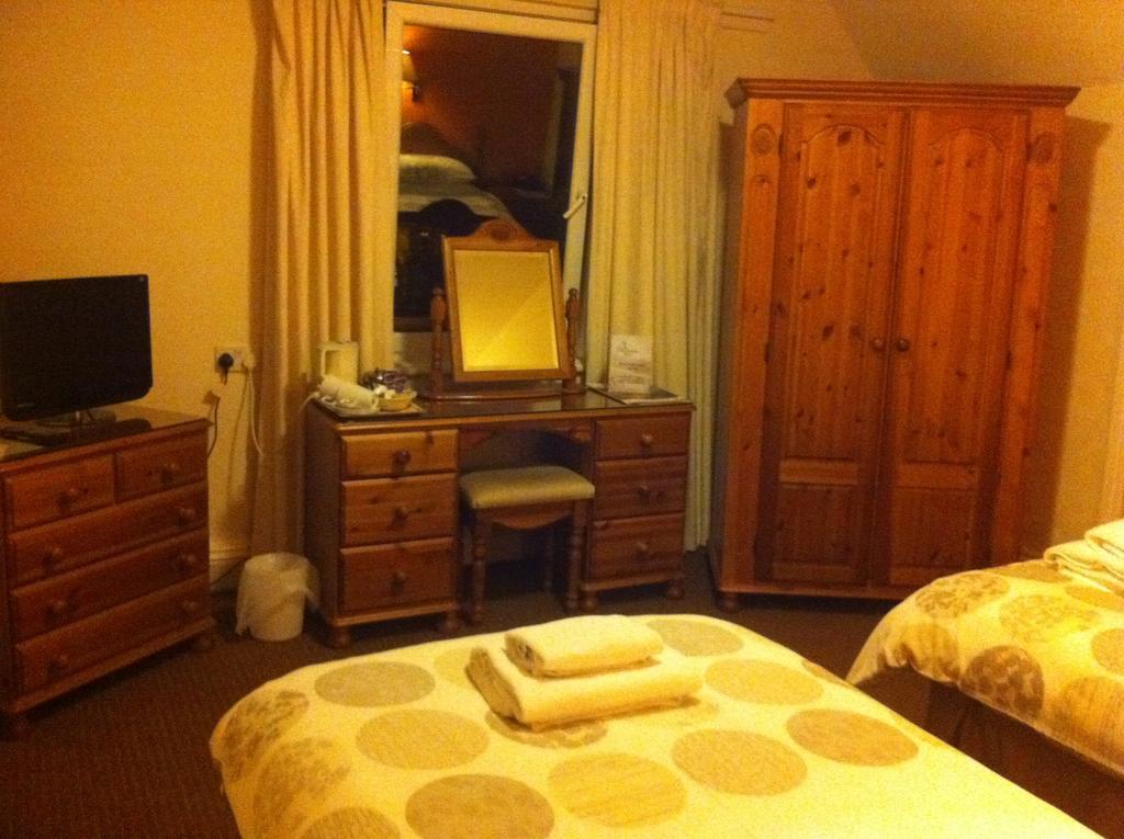 Lisdoonie Hotel Barrow-in-Furness Bilik gambar